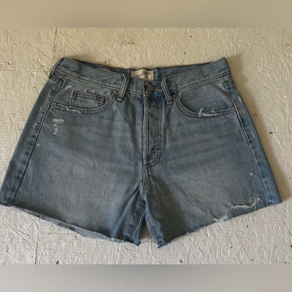 90s style Universal Thread Jean shorts